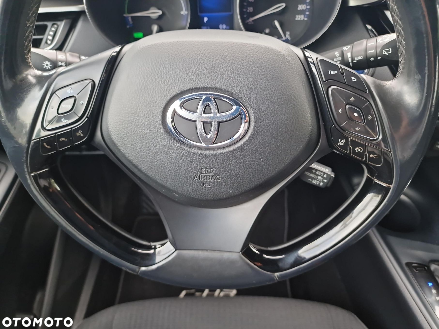 Toyota C-HR - 17