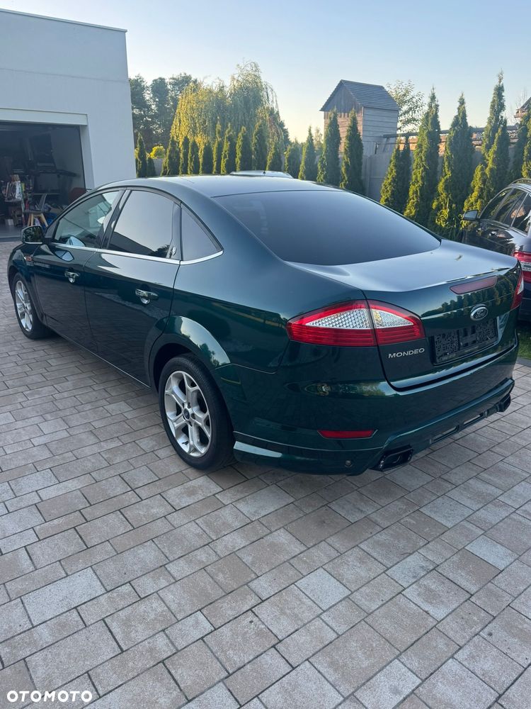 Ford Mondeo 2.5 Ghia - 11