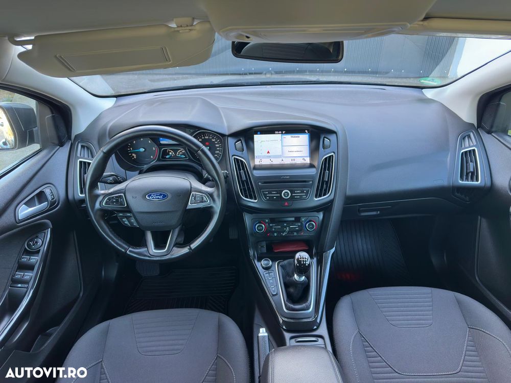 Ford Focus 1.5 EcoBlue Start-Stopp-System TITANIUM - 6