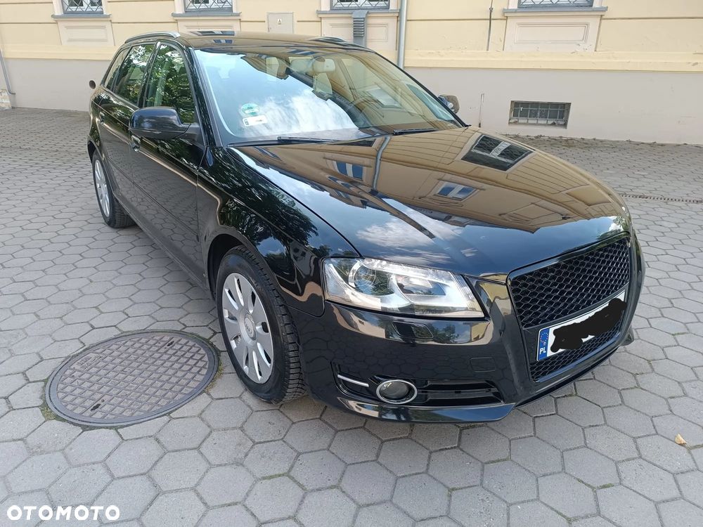 Audi A3 Sportback 1.6 TDI DPF Attraction - 2