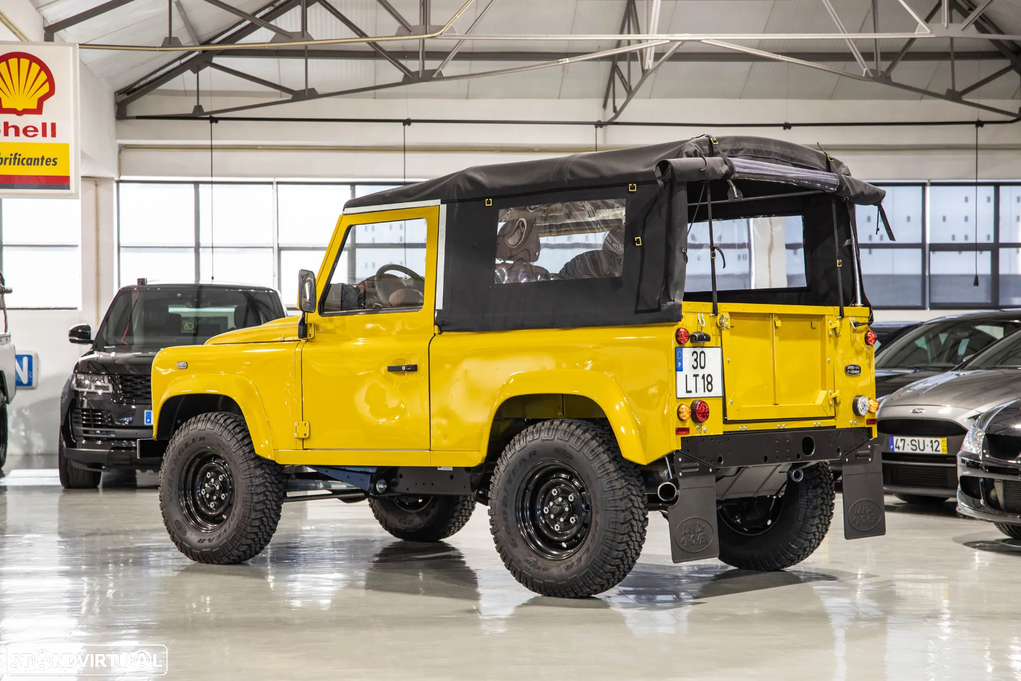 Land Rover Defender 90 SW 2.4 CRD E - 3