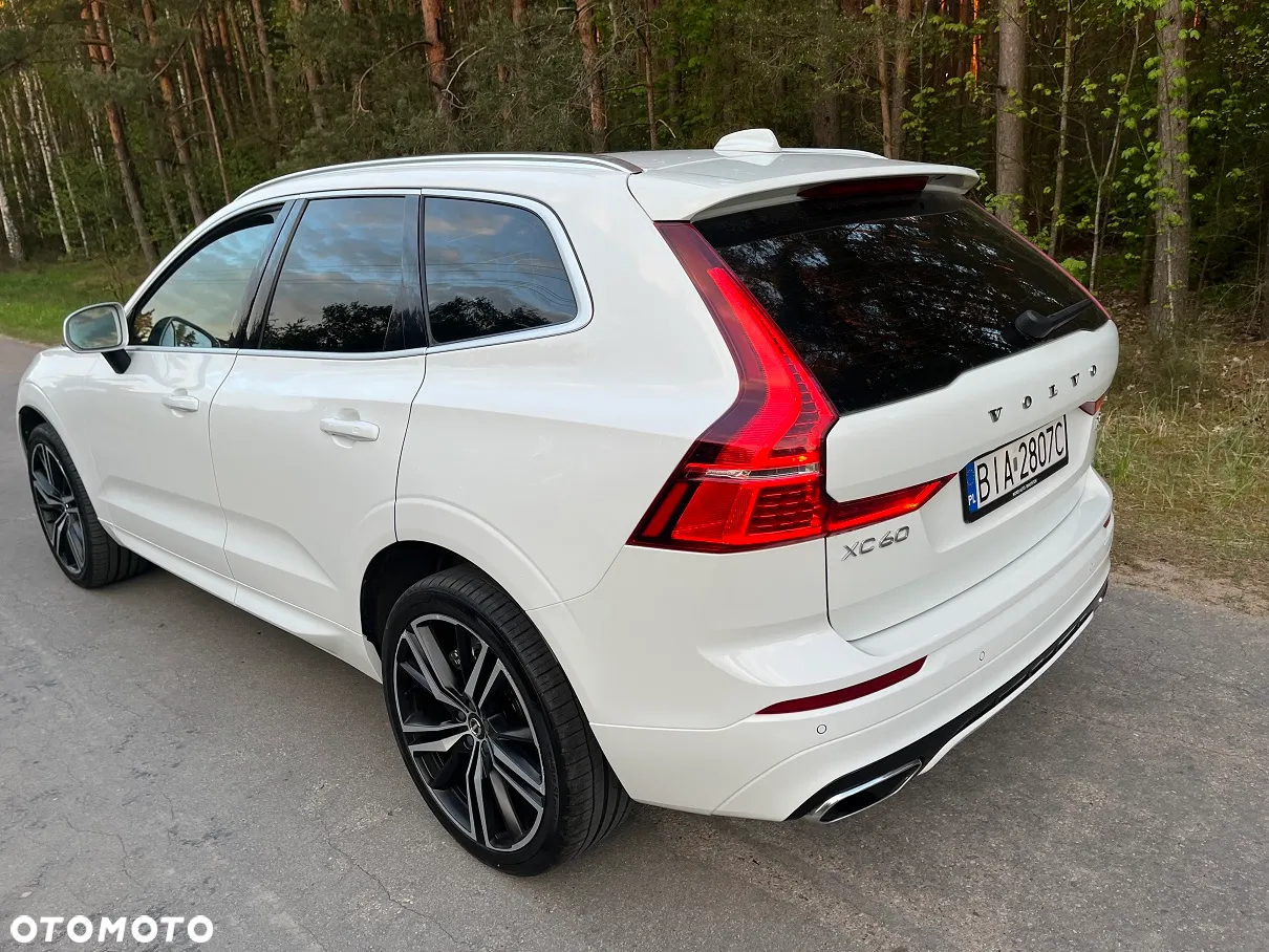 Volvo XC 60 D5 SCR AWD R-Design - 3