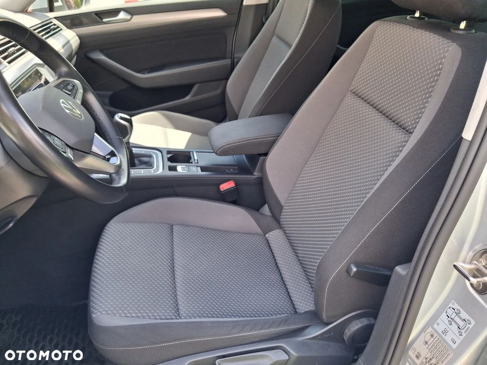 Volkswagen Passat 2.0 TDI EVO Business - 34