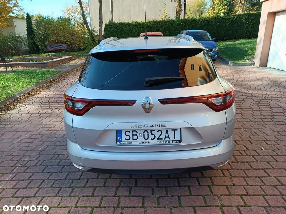 Renault Megane 1.5 Blue dCi Intens - 6