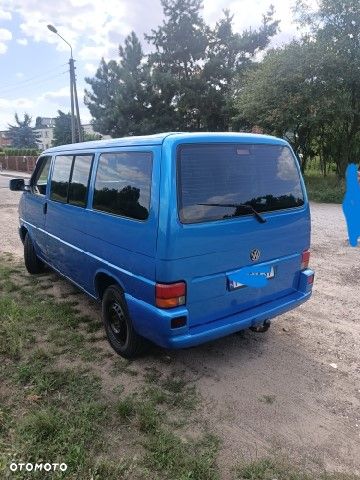 Volkswagen Multivan - 7