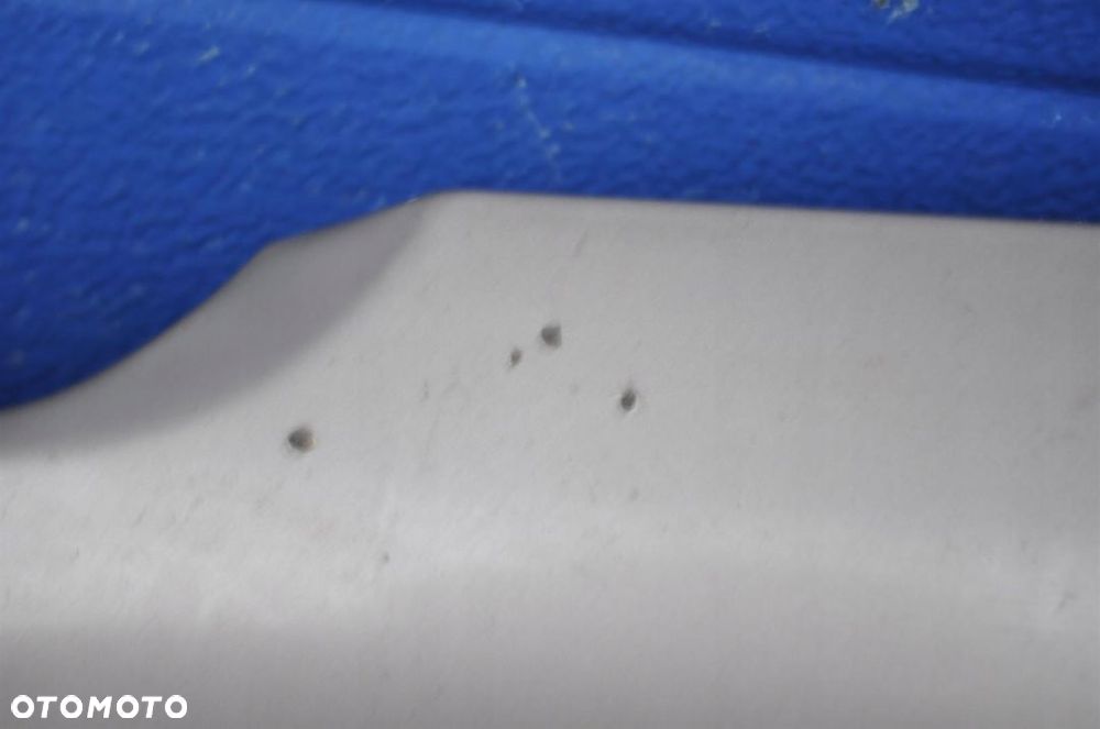 ASCONA C MASKA POKRYWA KOMORY SILNIKA WYGŁUSZENIE - 10