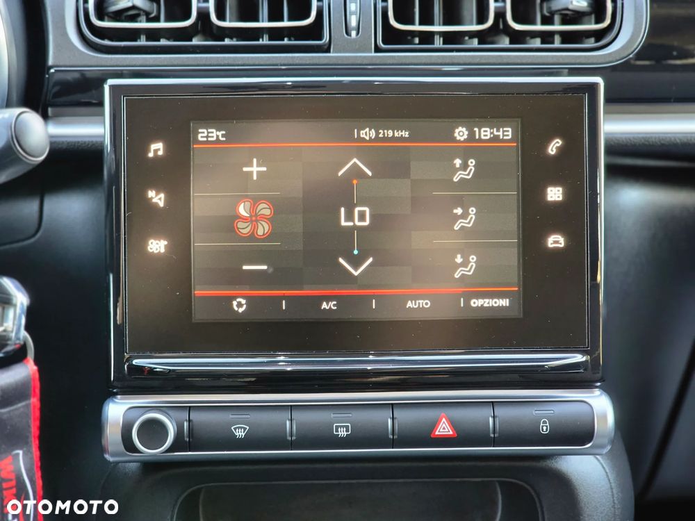 Citroën C3 Pure Tech (VTi) 82 Exclusive - 31