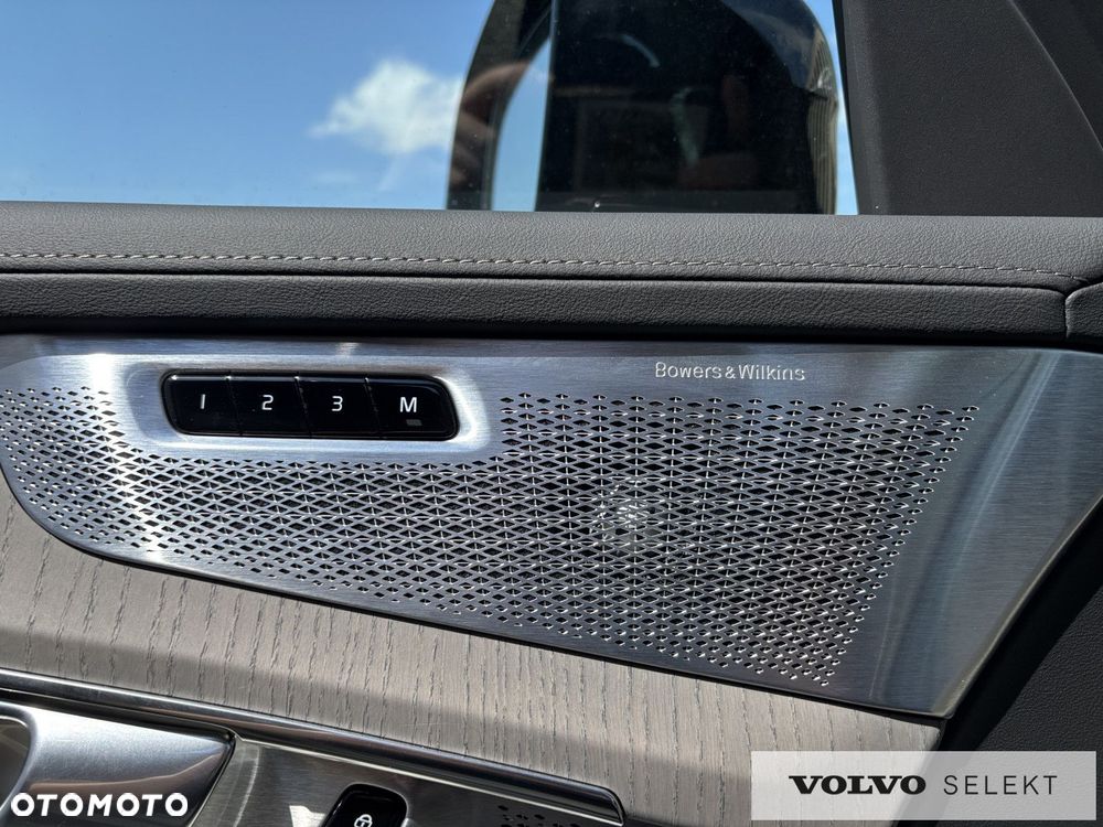 Volvo XC 90 - 20