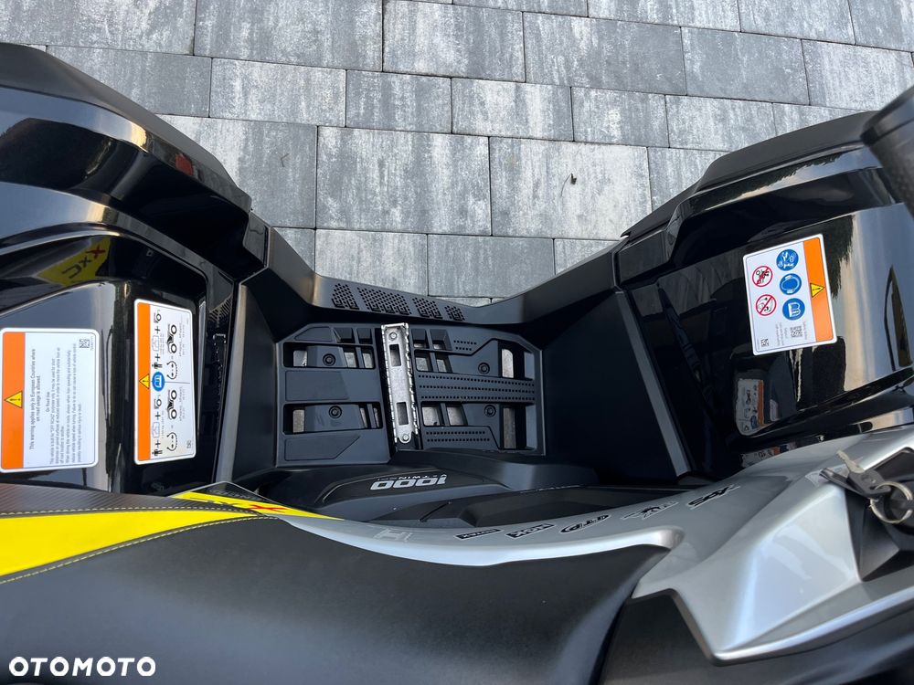 Can-Am Outlander Max - 14
