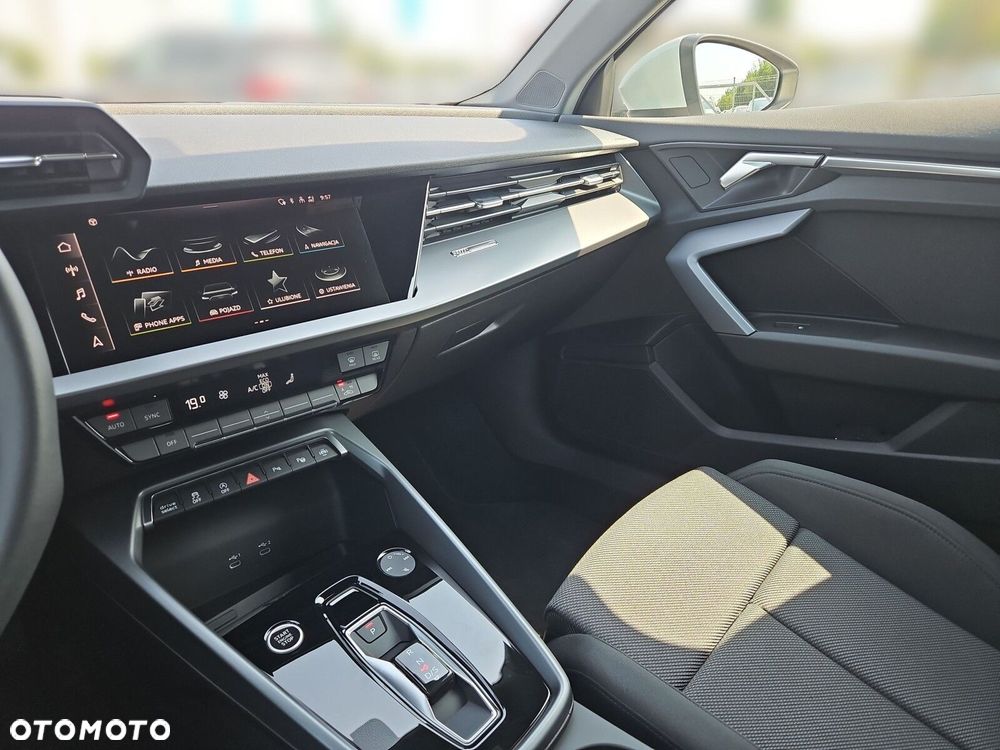 Audi A3 Sportback 35 TFSI mHEV S tronic - 16