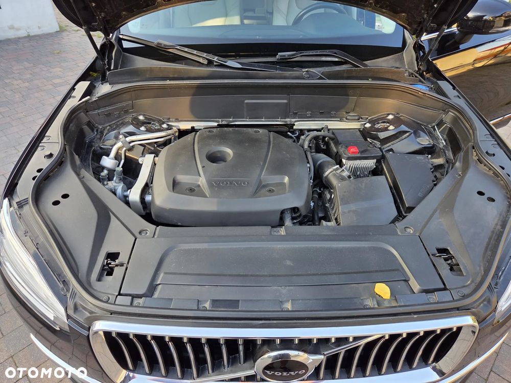 Volvo XC 90 T5 AWD Momentum - 28