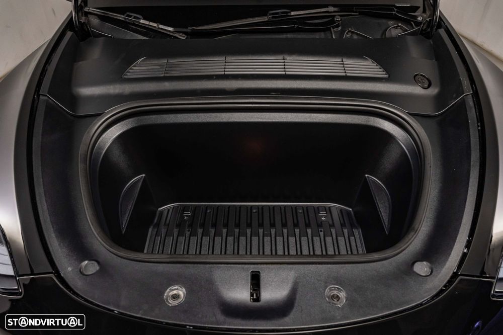 Tesla Model Y Performance Tração Integral - 15