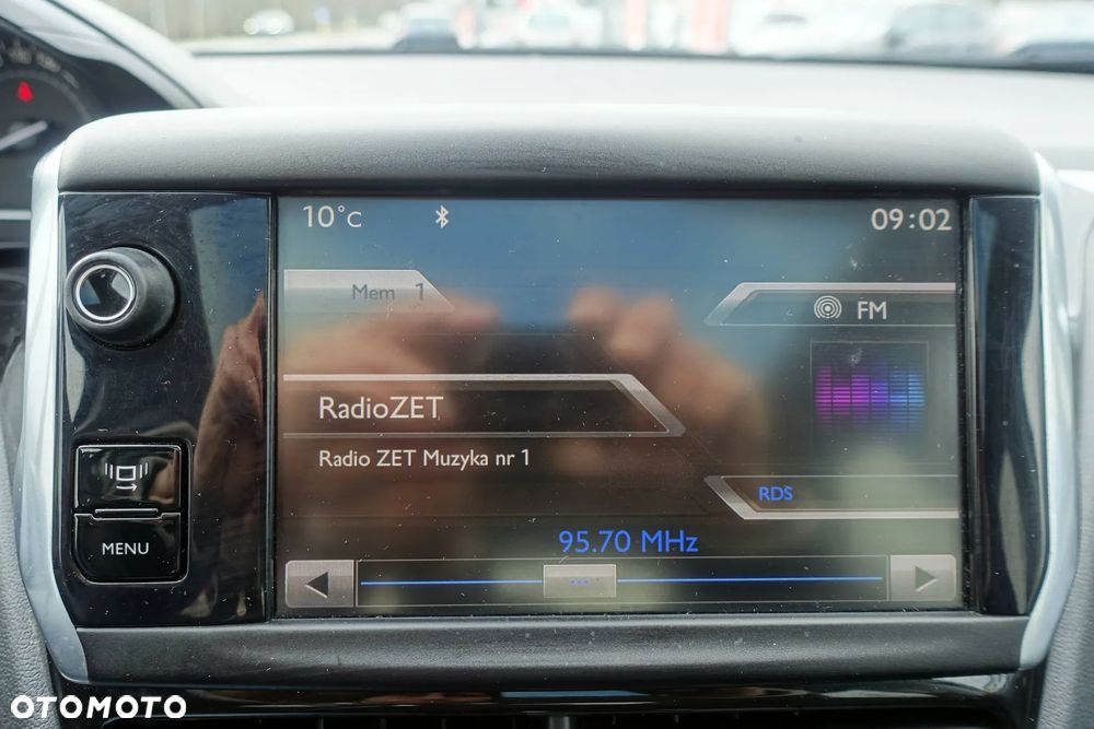 Peugeot 208 e-HDi 92 Stop&Start Style - 17