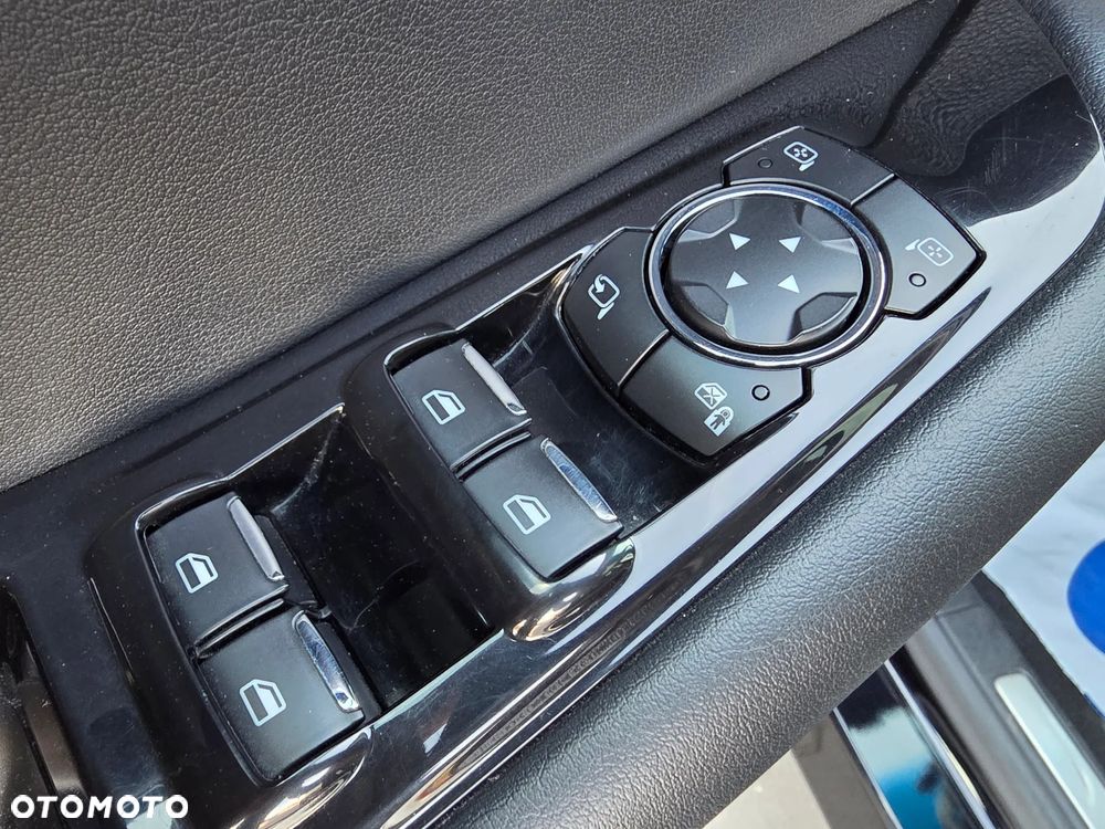 Ford Edge 2.0 TDCi Bi-Turbo 4x4 Sport - 33