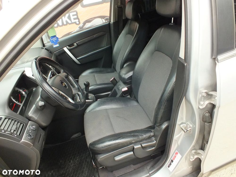 Chevrolet Captiva - 11