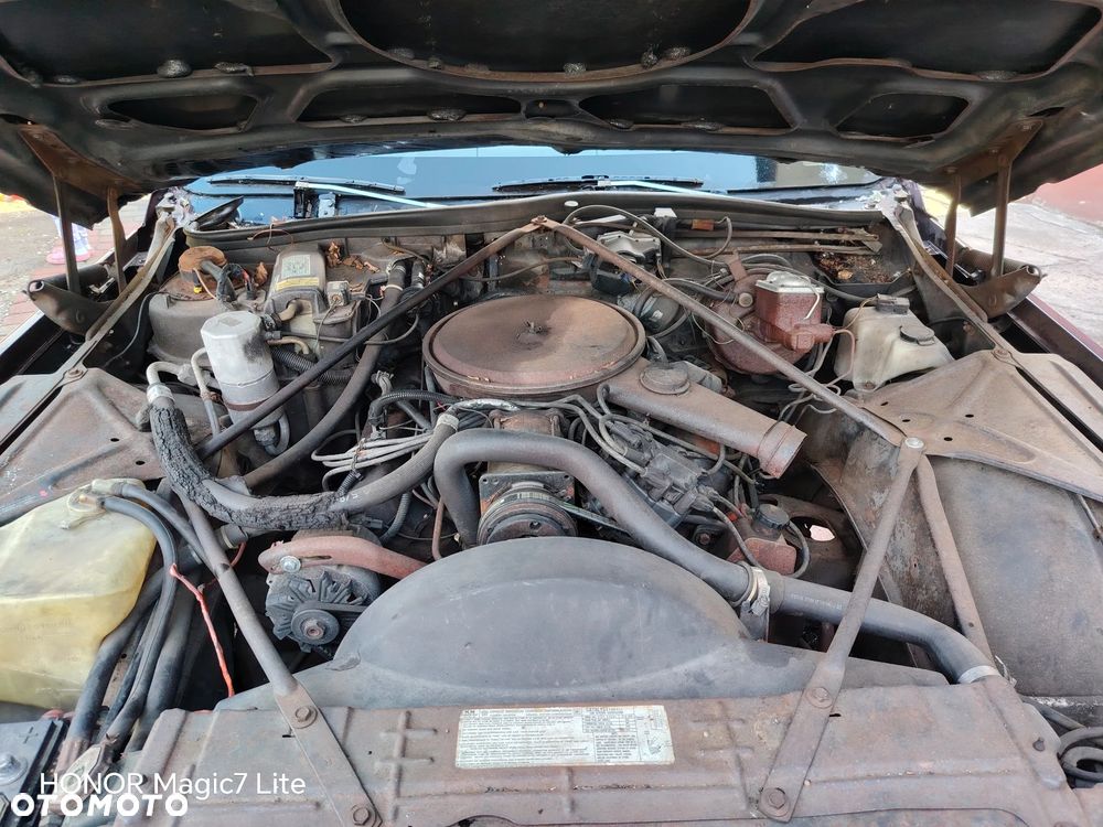 Cadillac Deville - 7