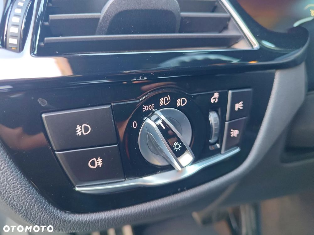BMW Seria 5 530e iPerformance M Sport sport - 26