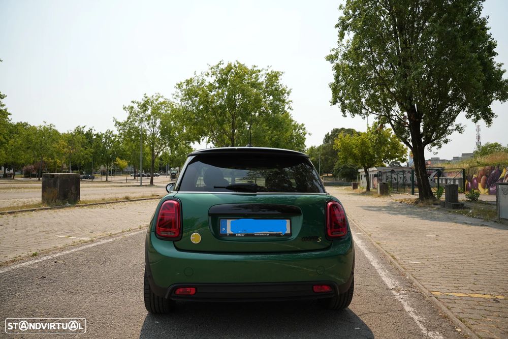 MINI 3 Portas Cooper SE Premium Extra Essential - 12