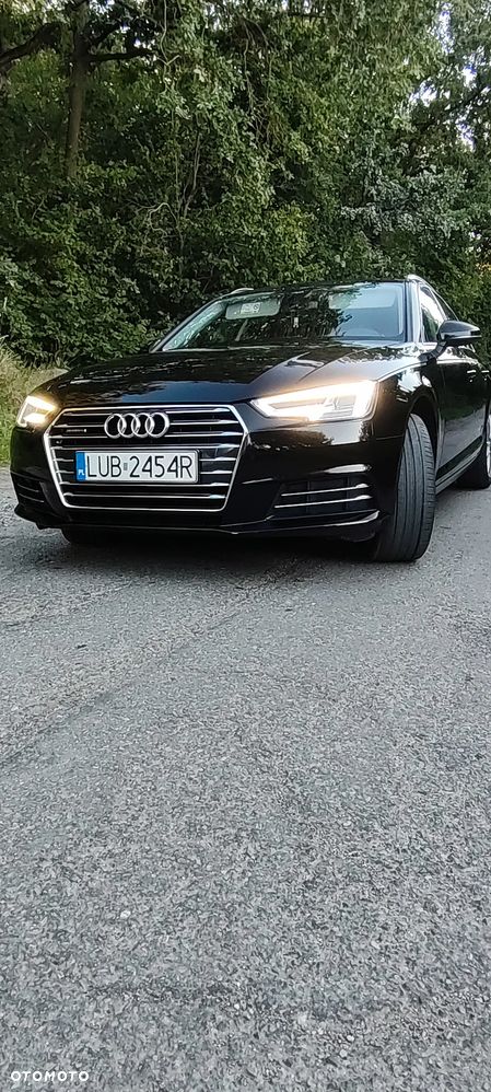 Audi A4 Avant 2.0 TDI Quattro Design S tronic - 21
