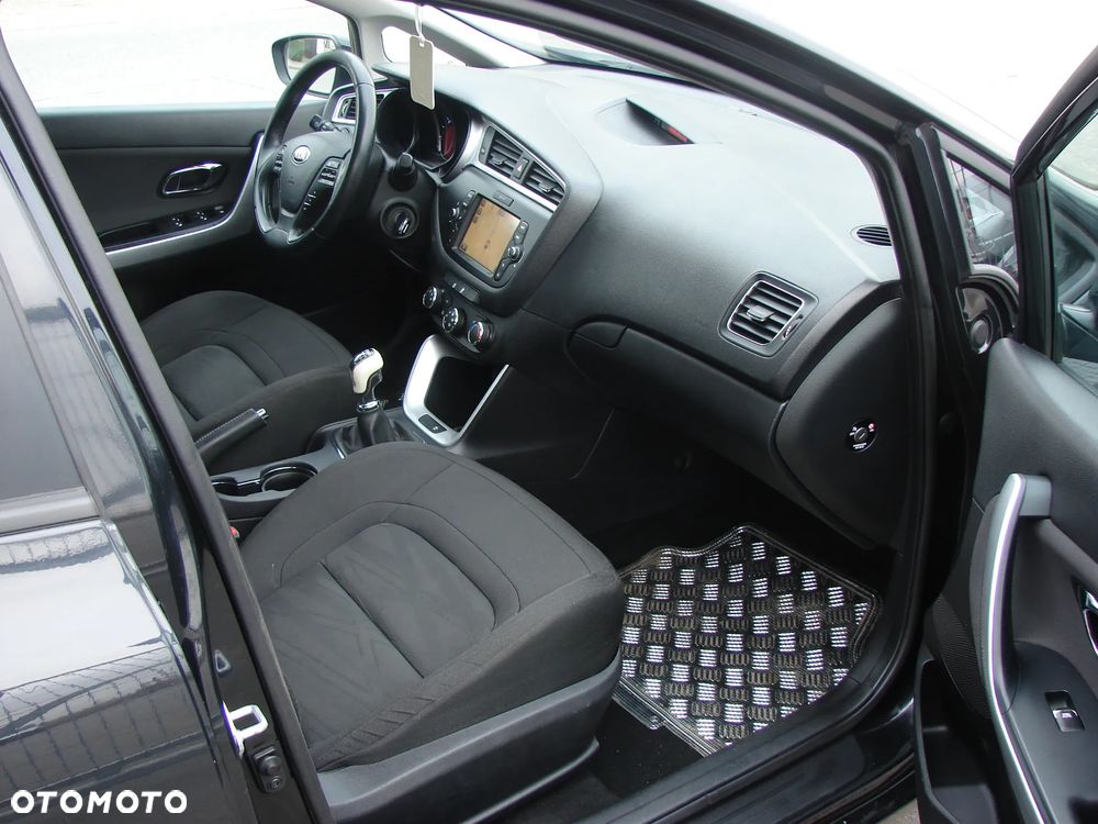 Kia Ceed 1.6 CRDi M - 13