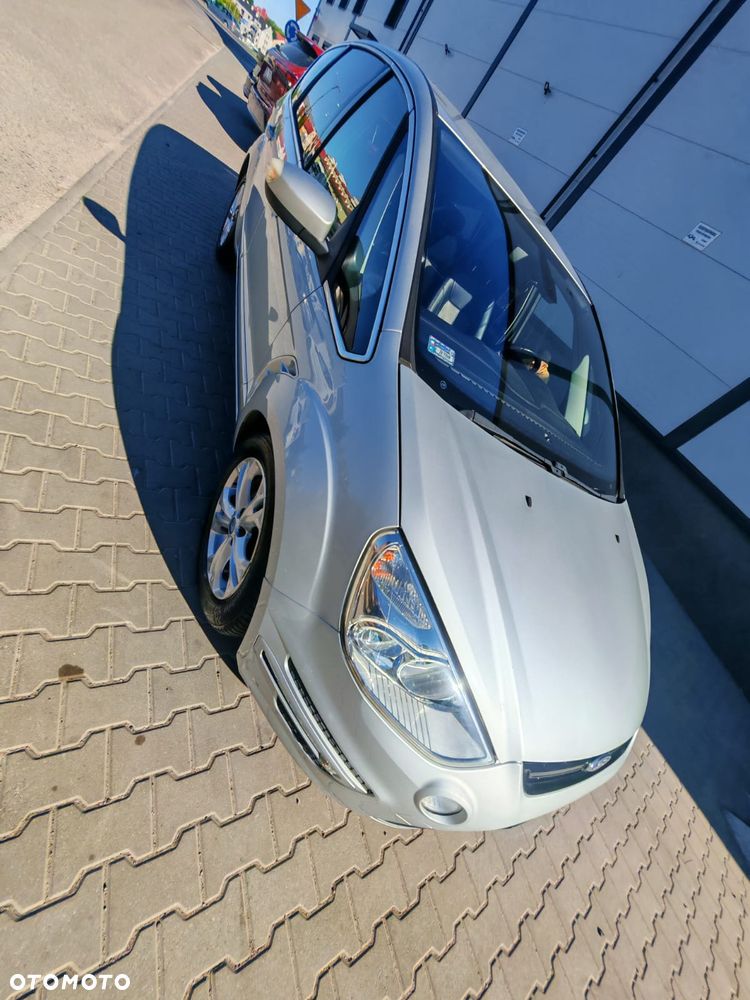 Ford S-Max 2.0 TDCi DPF Titanium - 29
