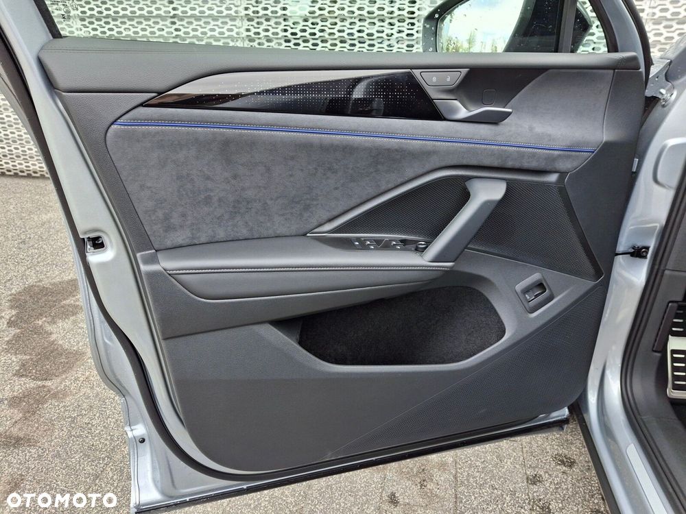 Volkswagen Tiguan - 9