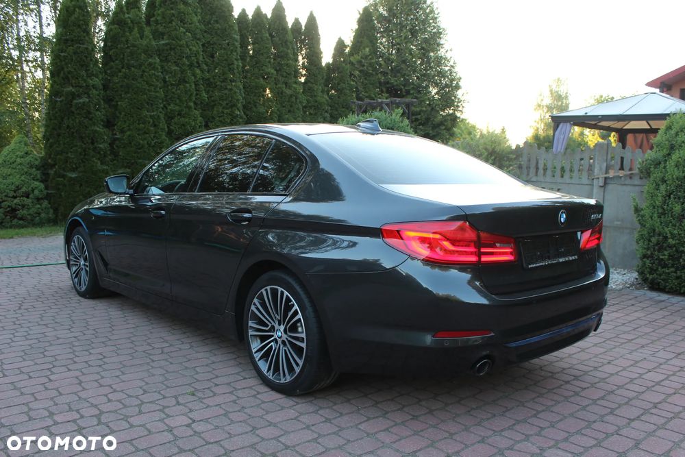 BMW Seria 5 520d Efficient Dynamics Edition Sport Line - 4