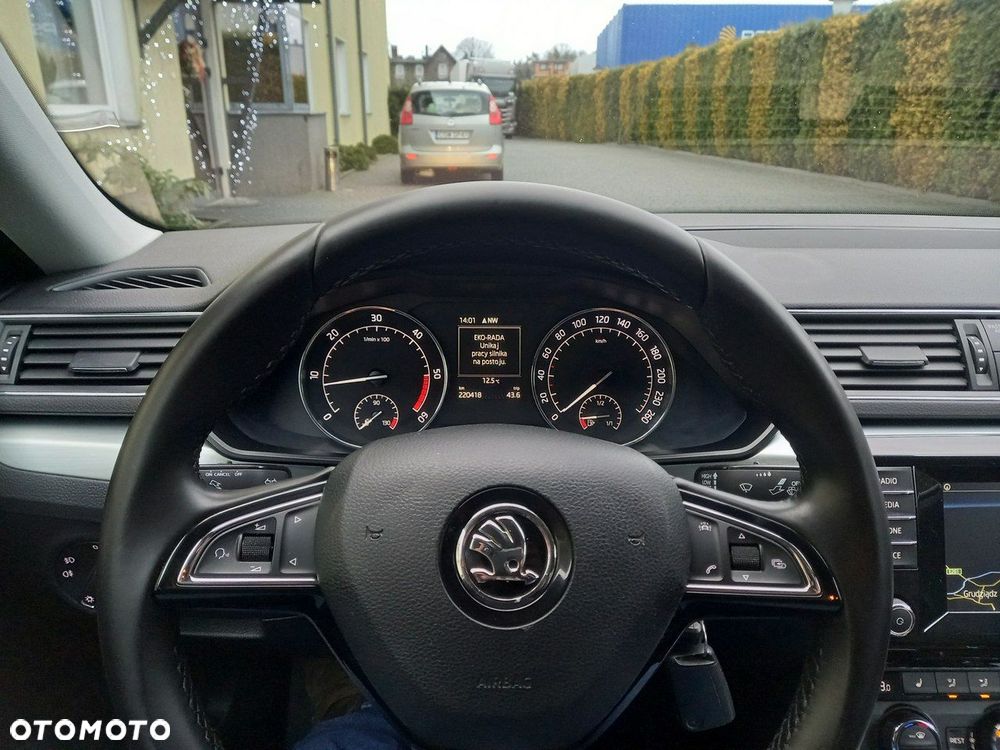 Skoda Superb 1.6 TDI Style - 31