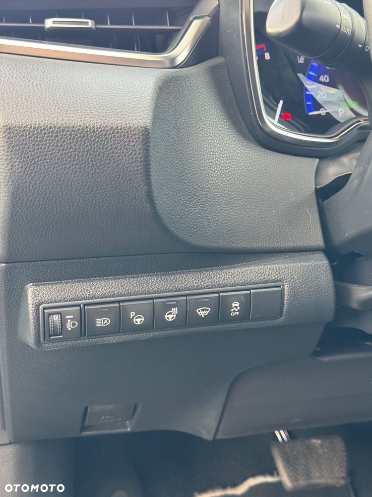 Toyota Corolla 2.0 Hybrid Executive - 17