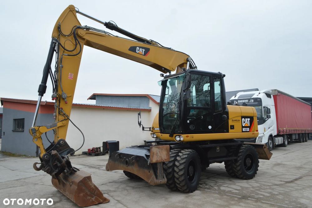 Caterpillar CAT M313D *2015* IDEALNY!!!