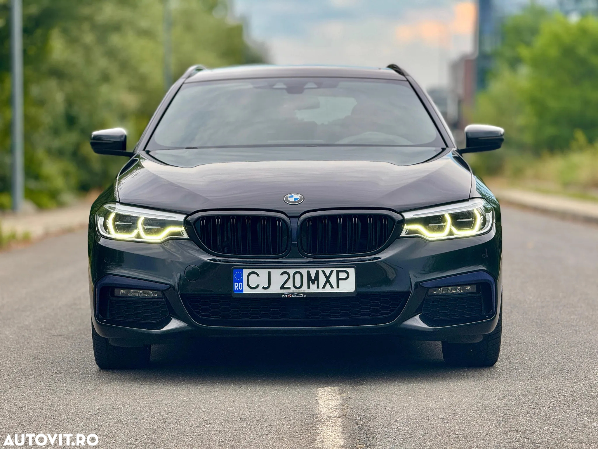 BMW Seria 5 520d Touring Aut. M Sport Edition - 36