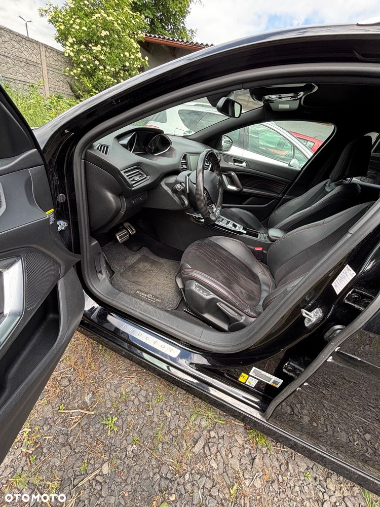 Peugeot 308 - 13