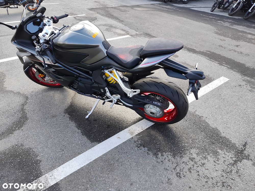 QJMOTOR SRK 921RR - 8