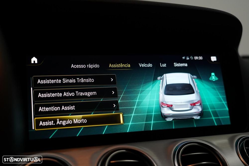 Mercedes-Benz E 300 e Avantgarde - 11