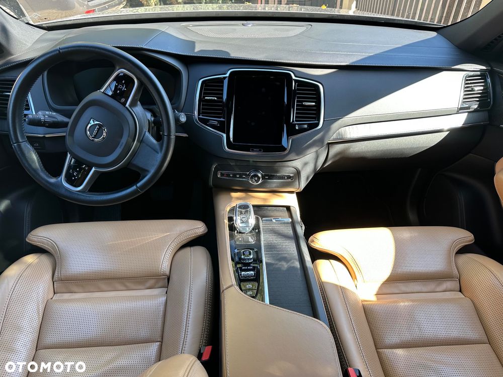 Volvo XC 90 - 33