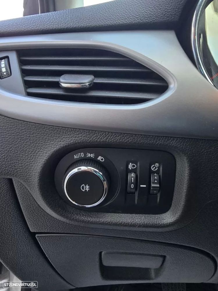 Opel Astra Sports Tourer 1.5 D Business Edition S/S - 13