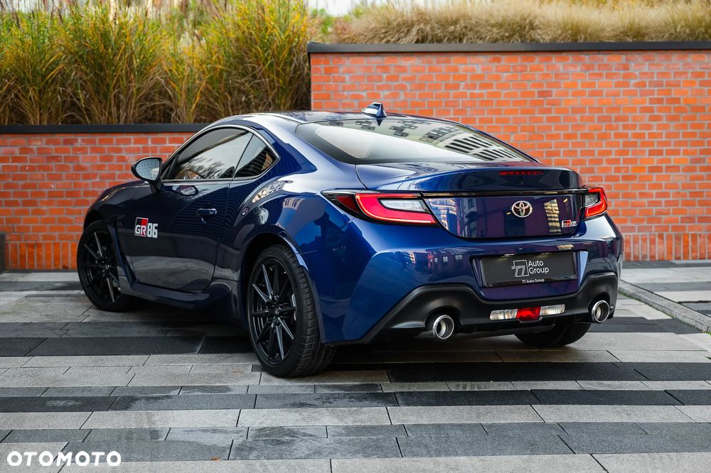 Toyota GR86 2.4 Dynamic - 4