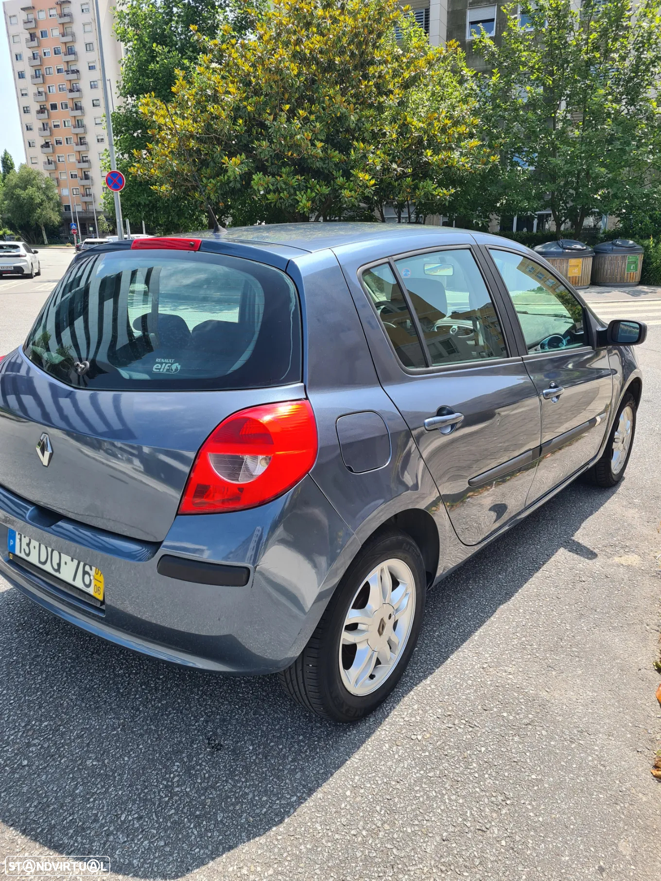 Renault Clio 1.2 16V Confort - 11