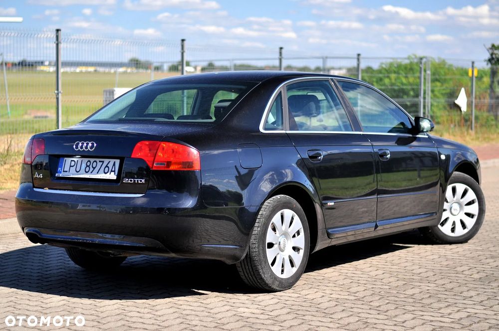 Audi A4 Limousine 2.0 TDI - 3