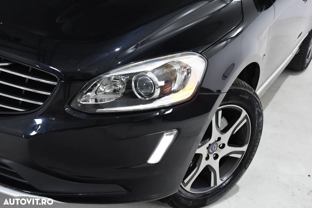 Volvo XC 60 D4 Geartronic Summum - 28