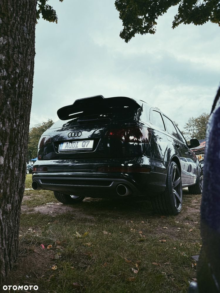 Audi Q7 - 6