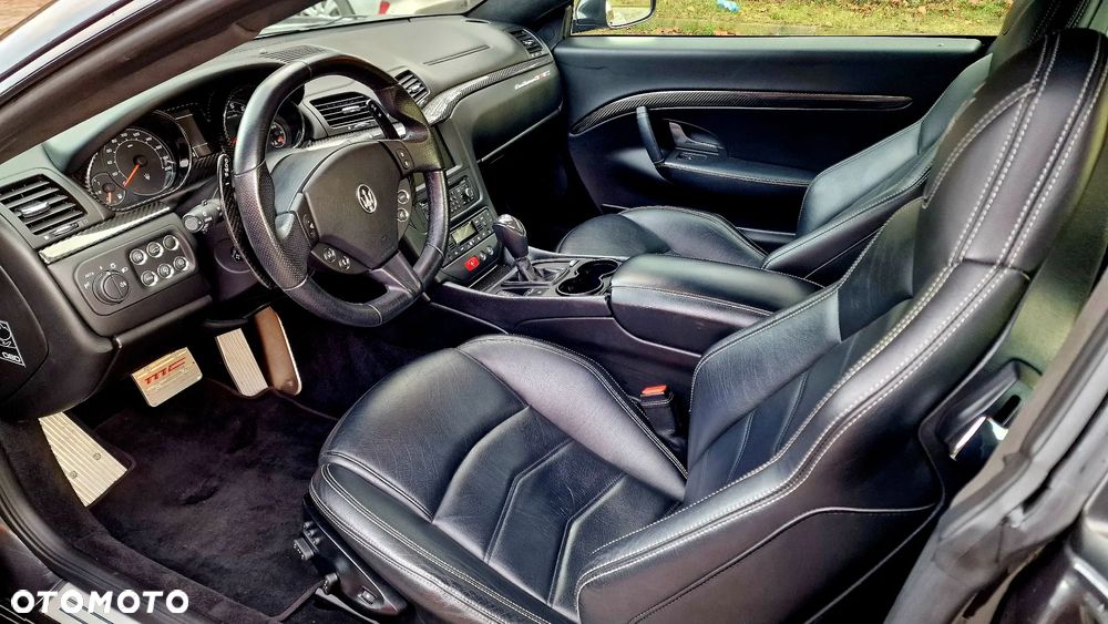 Maserati GranTurismo MC Stradale - 13