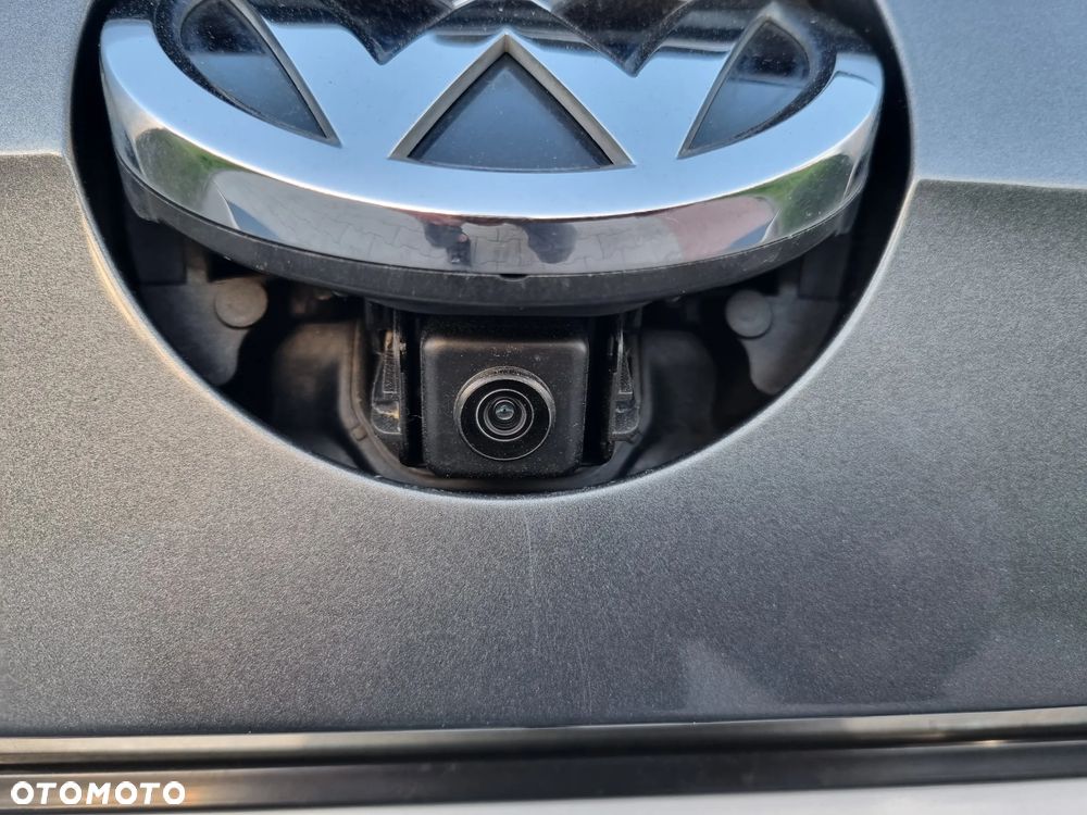 Volkswagen Golf 2.0 TDI SCR DSG R-Line - 23