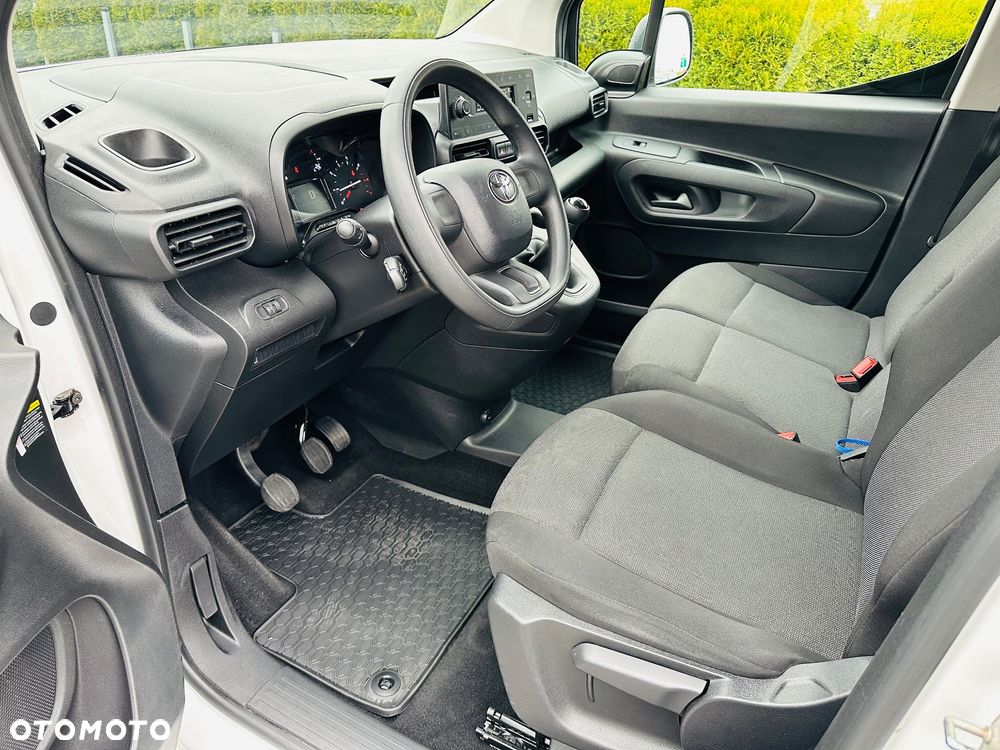Toyota Proace City 1.5 D-4D  2,3t Active - 25
