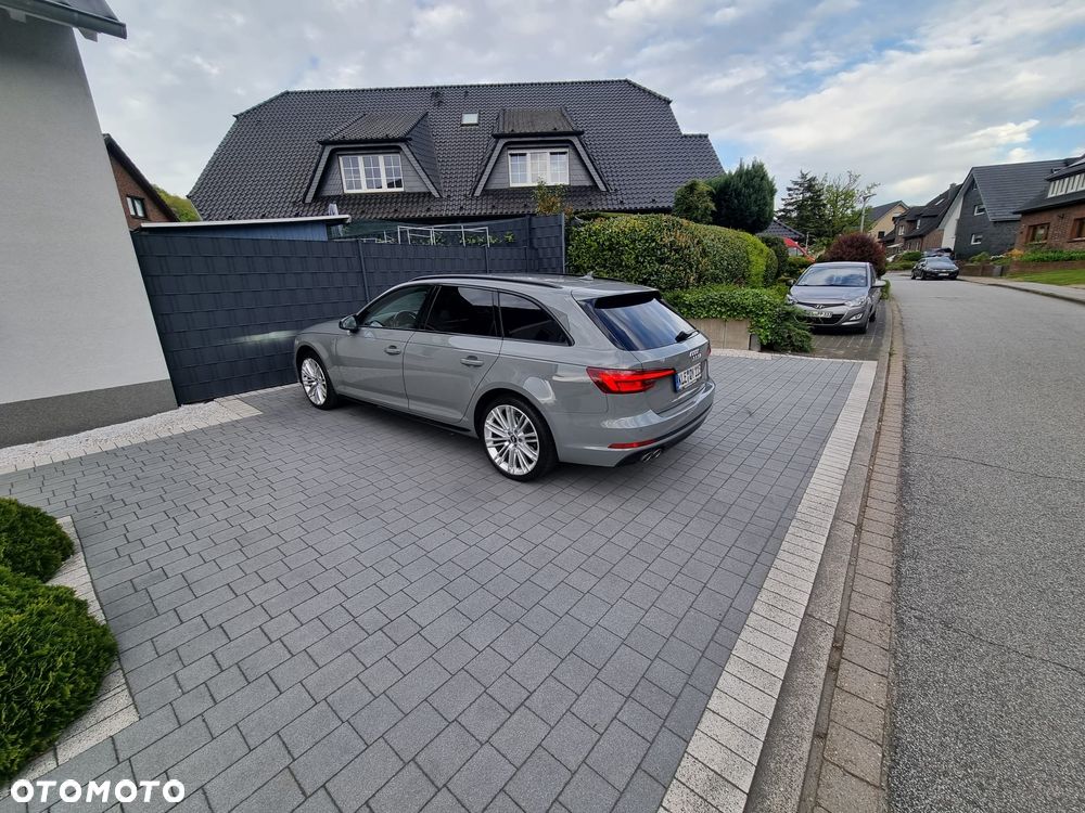 Audi A4 Allroad - 11