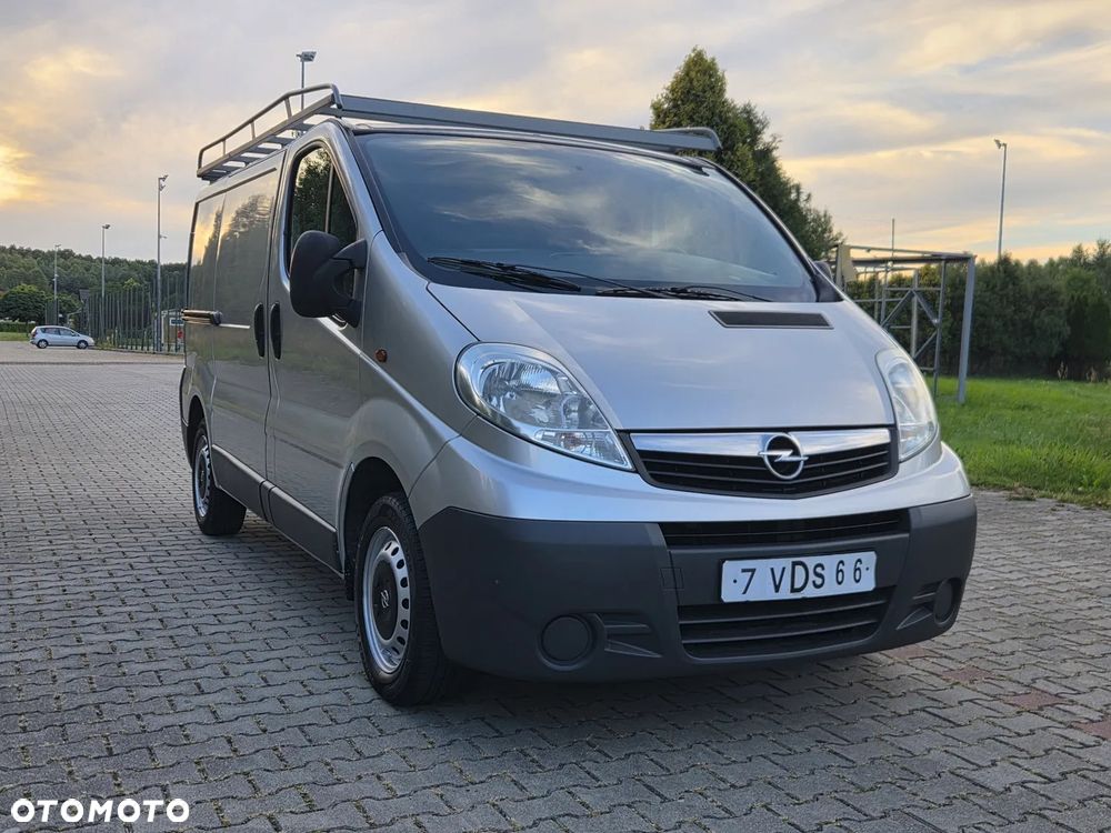 Renault Trafic - 16