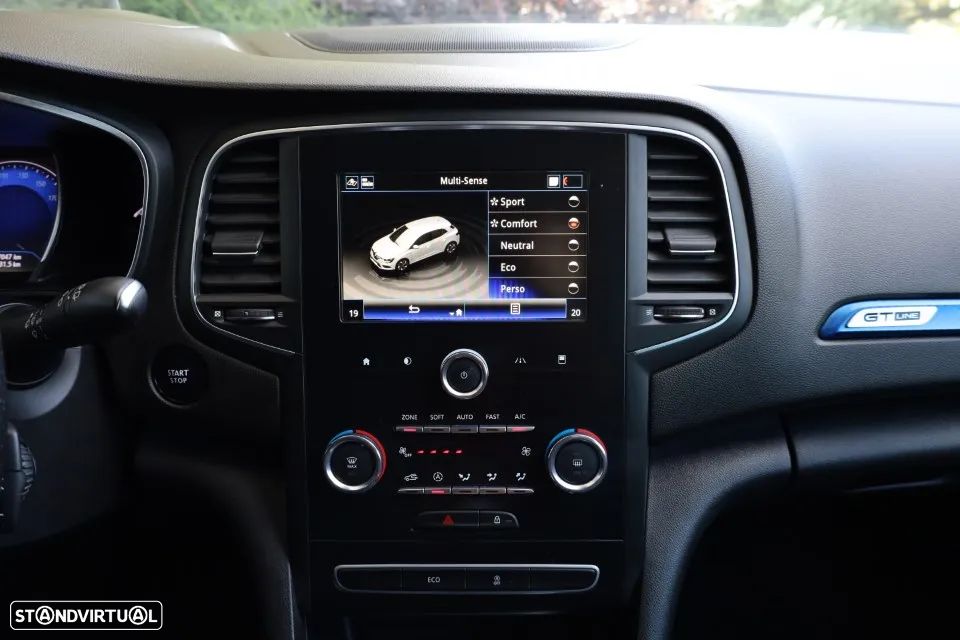 Renault Mégane 1.5 Blue dCi GT Line - 30