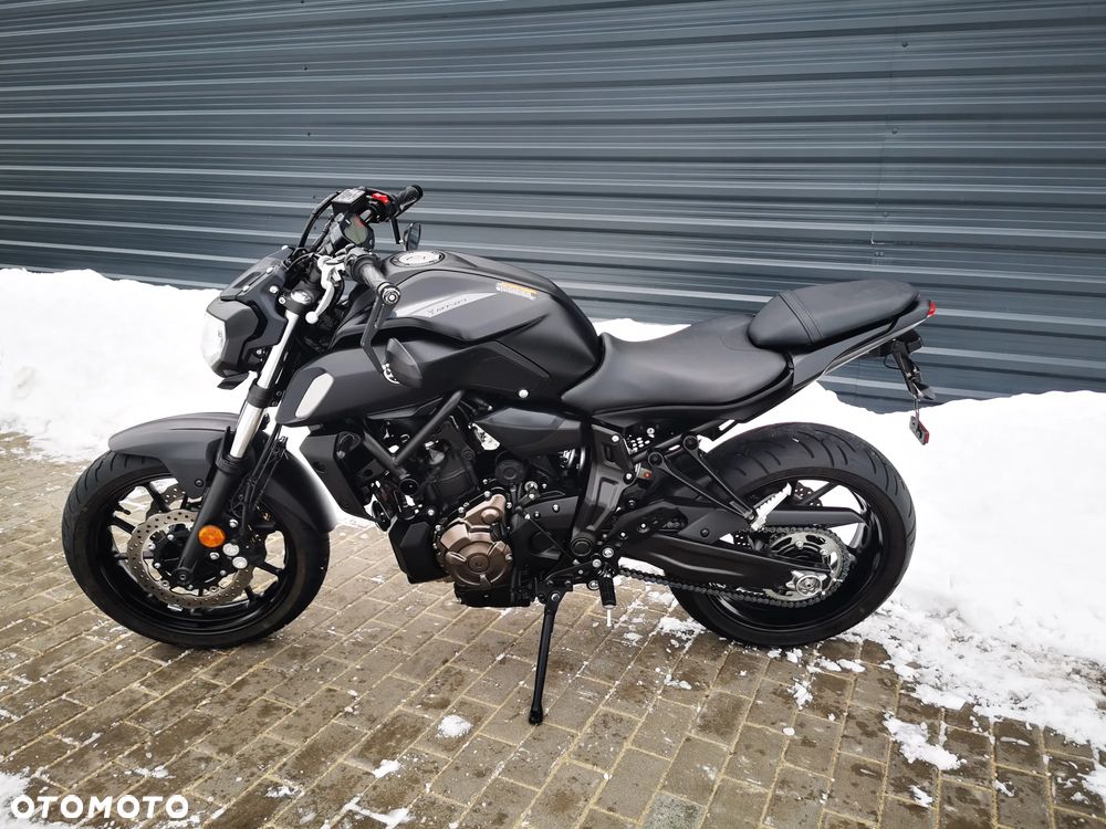 Yamaha MT - 2