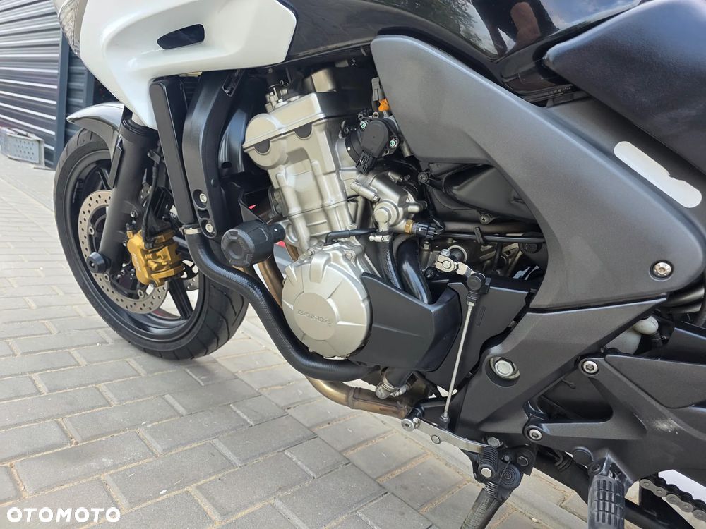 Honda CBF - 21