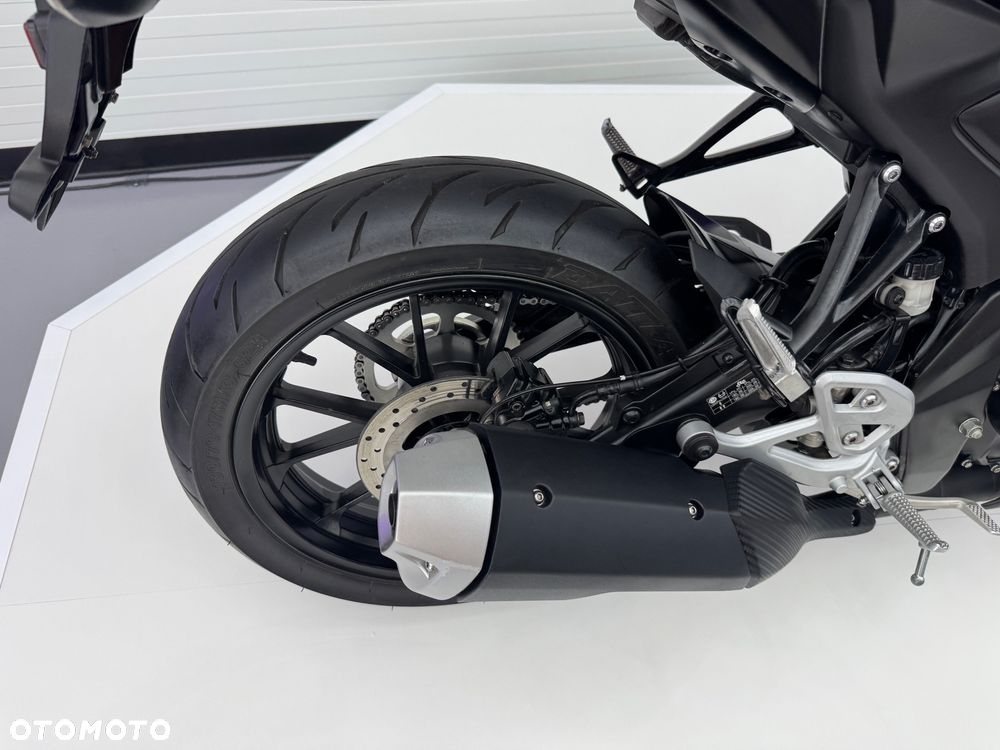 Yamaha MT - 30
